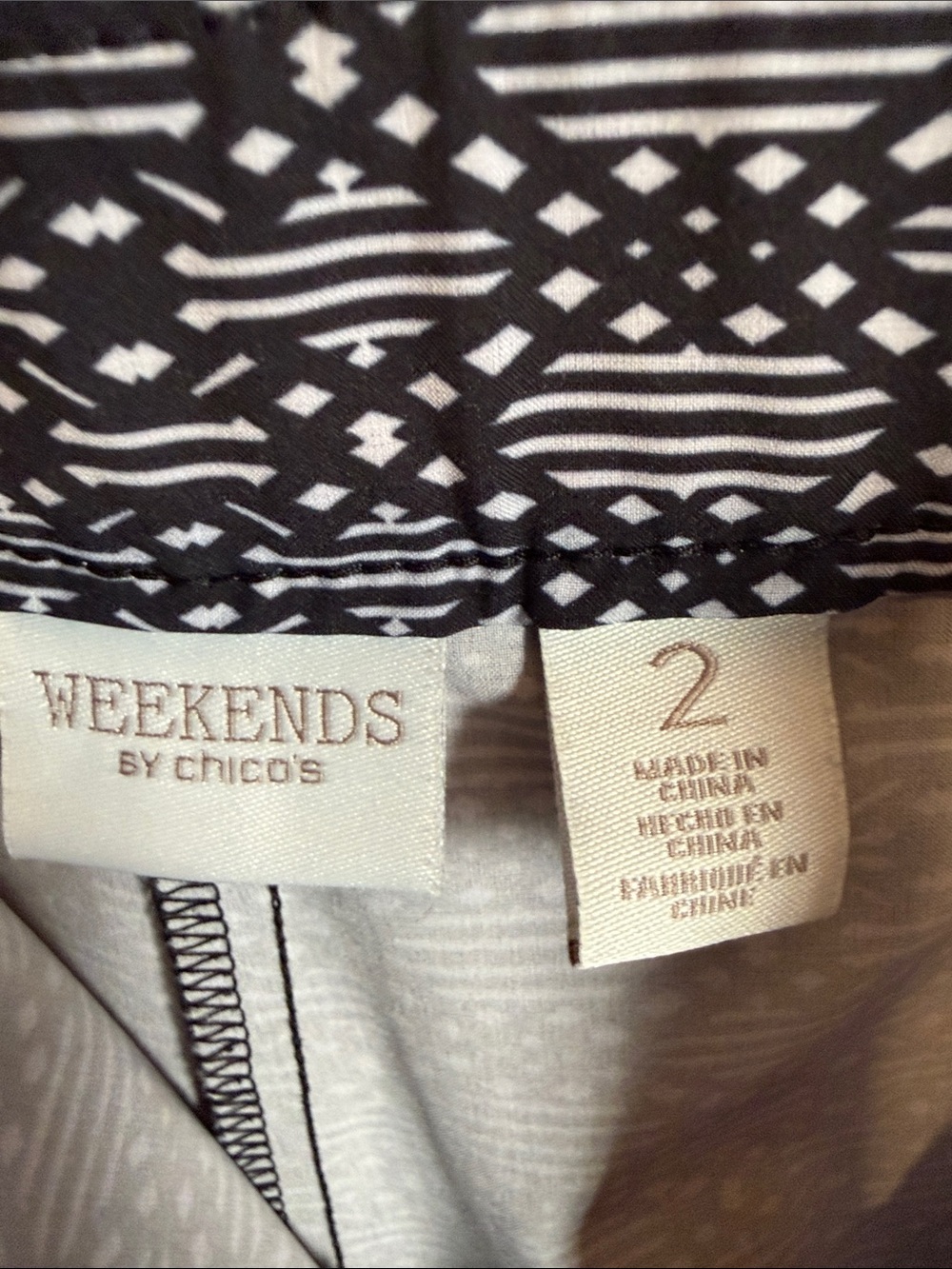 Weekends by Chico's-Black & White Patterned Pants & Sleeveless Full Zip Vest Set - Picture 13 of 14